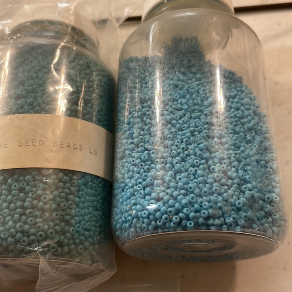 Seed Beads & Bead Loom - Picture 3 of 5